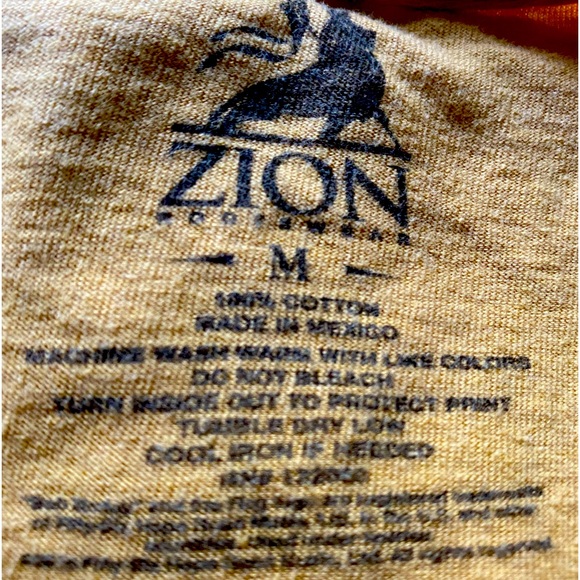 Bob Marley “Freedom Fighter” Shirt - Picture 2 of 2